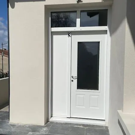 - T3 아파트 포르테쉬르가론